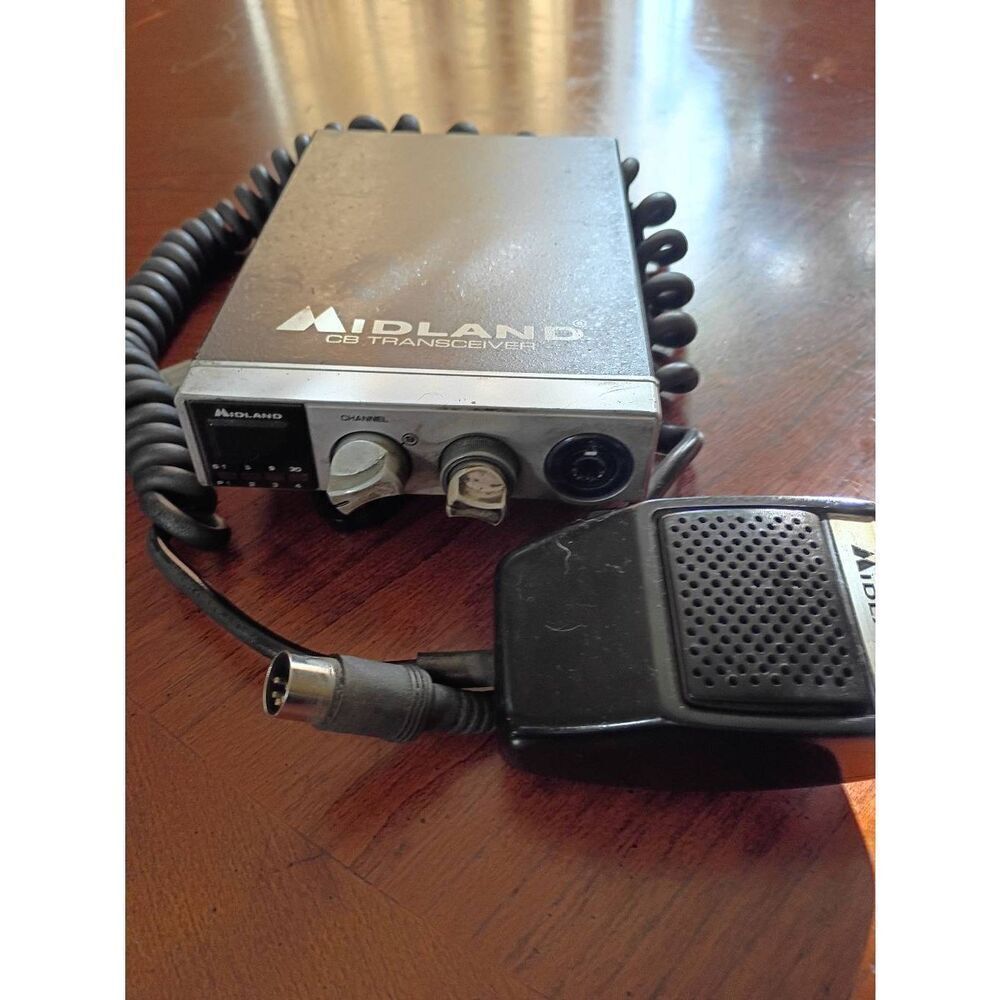 (1328) Midland CB Transceiver  -  Oldie but a goodie